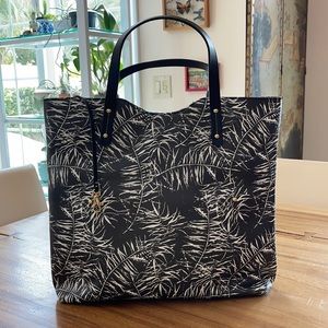 Neiman Marcus tote bag, unworn